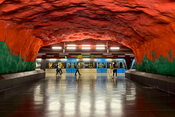 Una stazione della Tunnelbana, la metropolitana di Stoccolma.