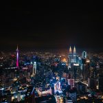 Kuala Lumpur [Foto di Yong Chuan Tan su Unsplash]