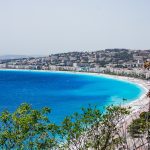 La lunga spiaggia di Nizza