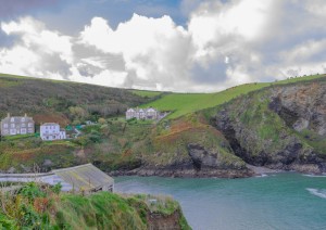 Tintagel-port Isaac - St Agnes - St Ives- Penzace (3h Circa).jpg