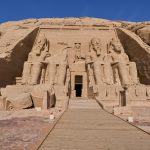 Abu Simbel [Foto di Dmitrii Zhodzishskii su Unsplash]