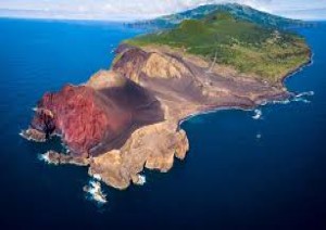 Lagoa Da Fogo.jpg