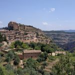 Il pittoresco villaggio di Alquézar nella regione di Huesca