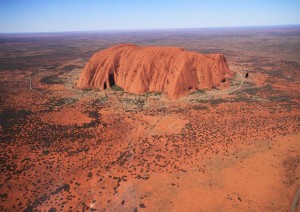 Cairns - Ayers Rock.jpg