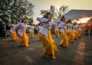 Vulcano Batur E Danza Barong.jpg